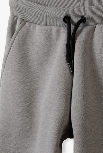 Szare spodnie dresowe dla chłopca - Cyber Vibe - Lincoln&Sharks