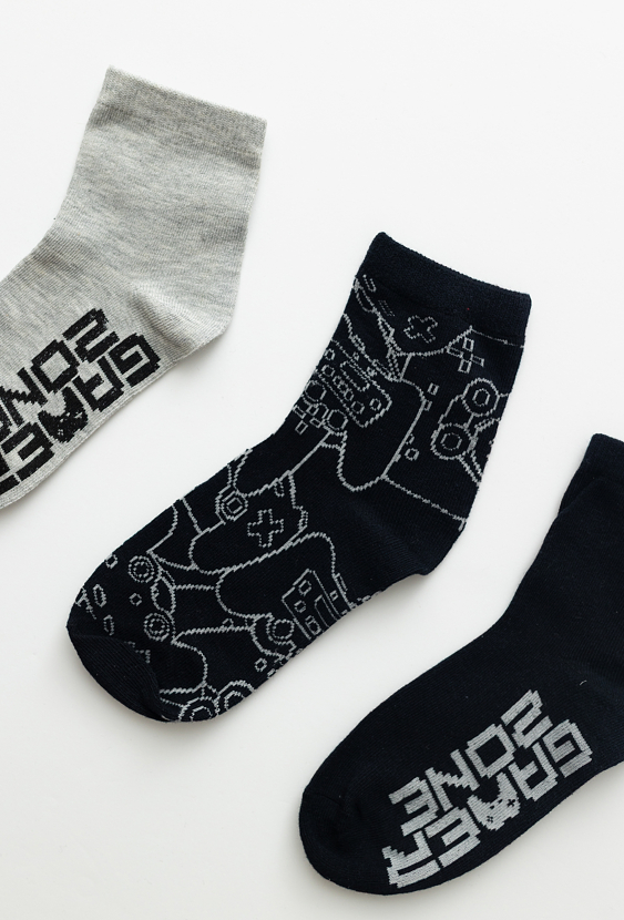 Skarpety chłopięce 3-pak z motywem gry.