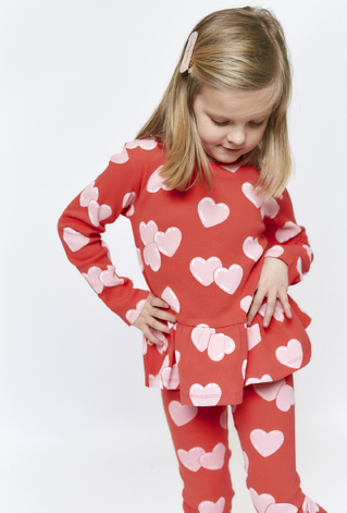 Dziewczęca bluzka z falbanką - czerwona w serduszka