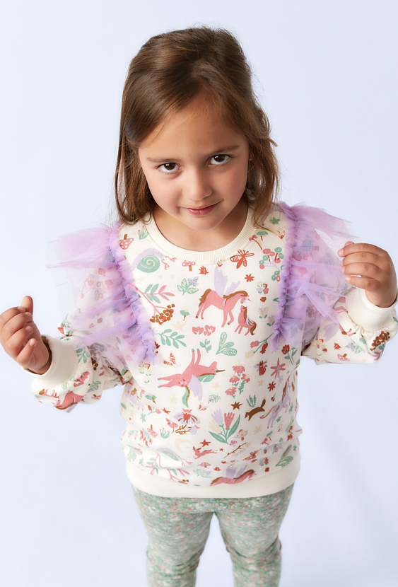 Bluza dziewczęca z nadrukiem jednorożców i tiulowymi falbankami