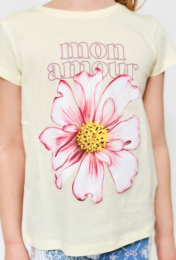 Koszulka z kwiatowym nadrukiem