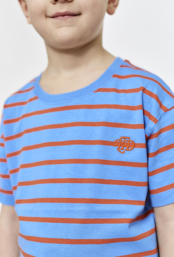 T-shirt w paski dla małego chłopca