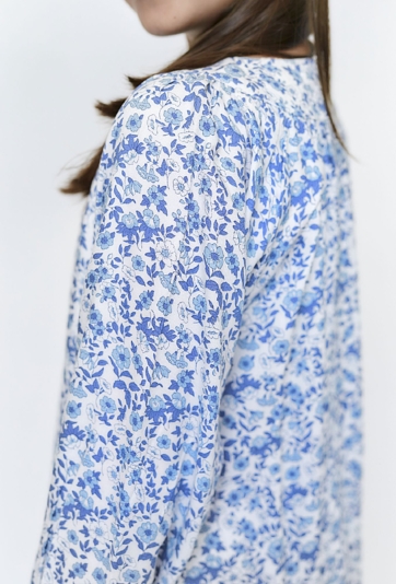 Sukienka z długim rękawem