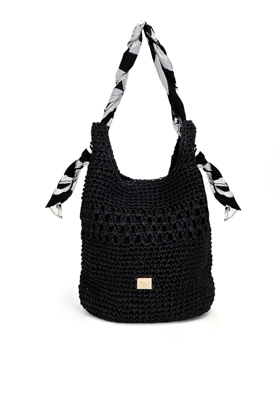 Czarna pleciona torebka boho z chustą.