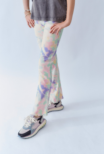 Kolorowe kegginsy dziewczęce - flare