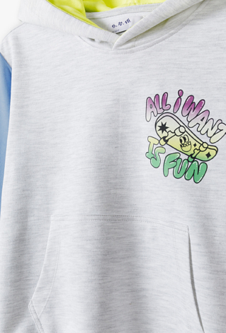 Bluza chłopięca z kapturem – z nadrukiem „All I Want Is Fun”