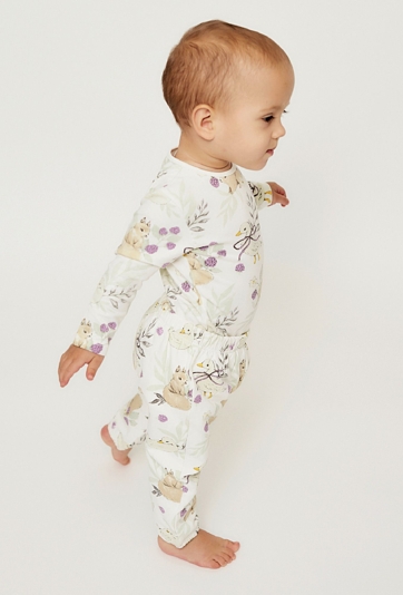 Białe spodnie dresowe dla niemowlaka - 5.10.15.