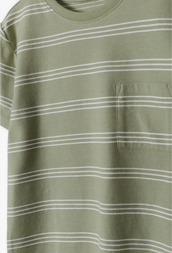 T-shirt chłopięcy w paski z kieszonką