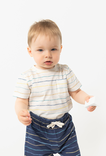 Niemowlęca koszulka w kolorowe paski