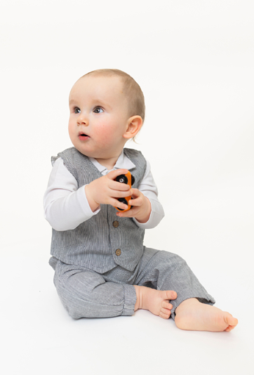 Spodnie niemowlęce w drobne paski