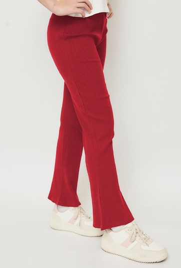 Czerwone spodnie o kroju flare dla dziewczynki