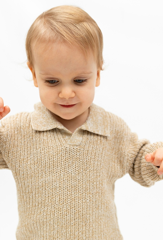 Sweter z kołnierzykiem