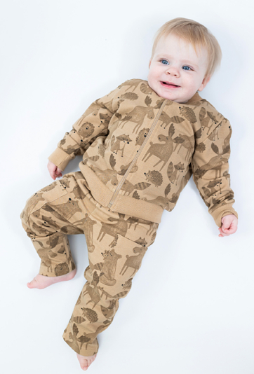 Brązowe spodnie dresowe dla niemowlaka - 5.10.15.