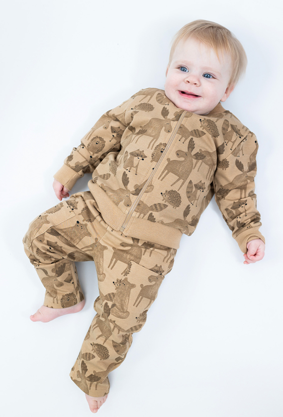 Brązowe spodnie dresowe dla niemowlaka - 5.10.15.