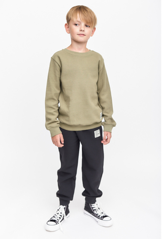 Czarne spodnie dresowe w prążki