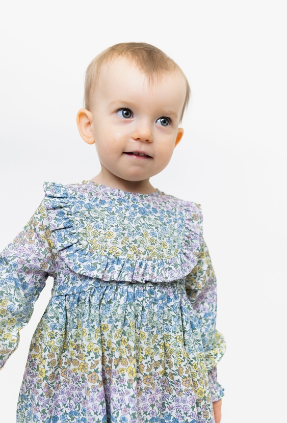 Sukienka z długim rękawem w kwiaty