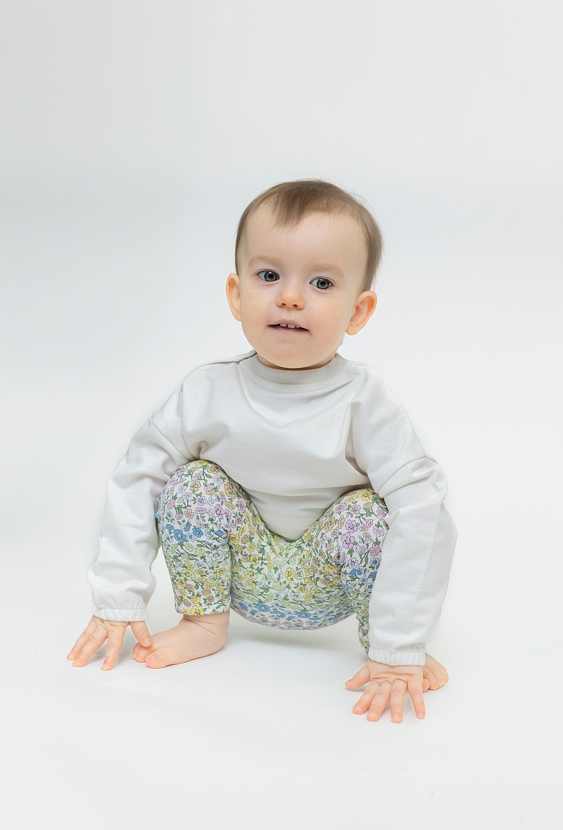 Legginsy niemowlęce w kwiaty