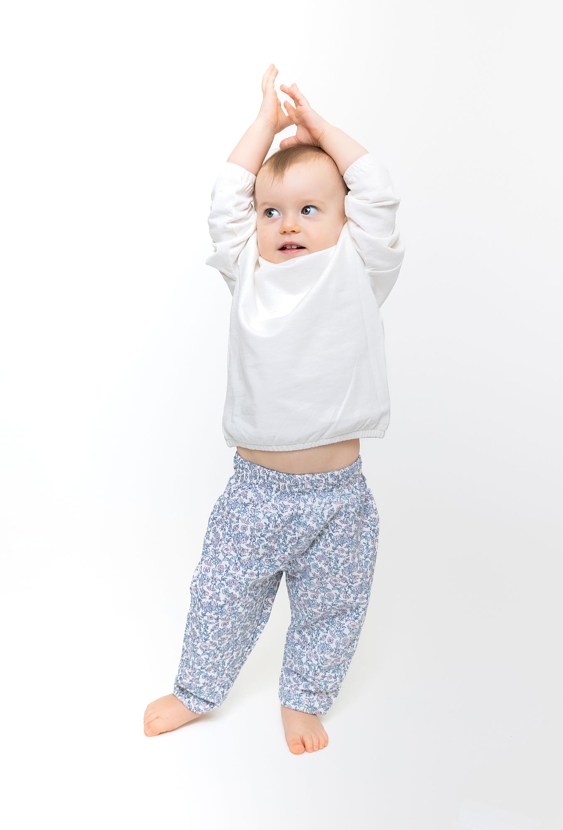 Spodnie dresowe niemowlęce w kwiatki