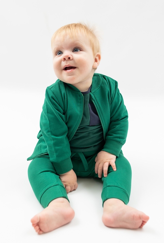 Zielone spodnie dresowe dla niemowlaka - 5.10.15.