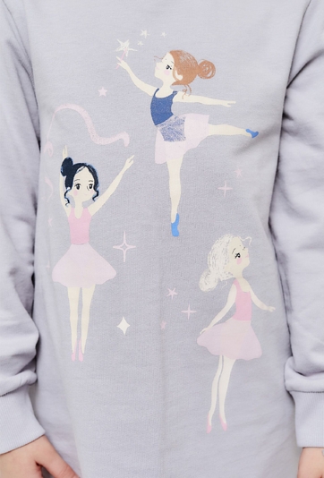 Sportowa sukienka w baletnice