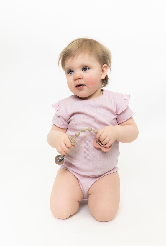 Body niemowlęce z krótkim rękawem - różowe