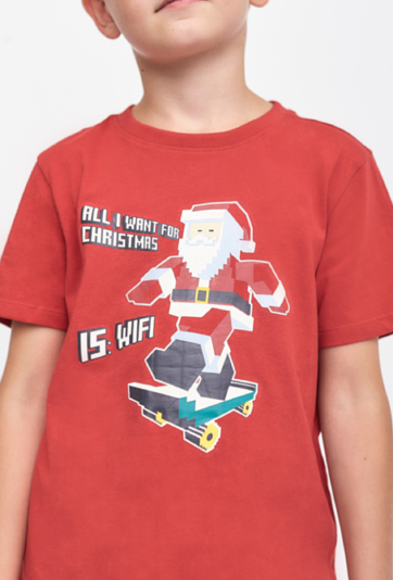 Czerwony t-shirt chłopięcy  z Mikołajem