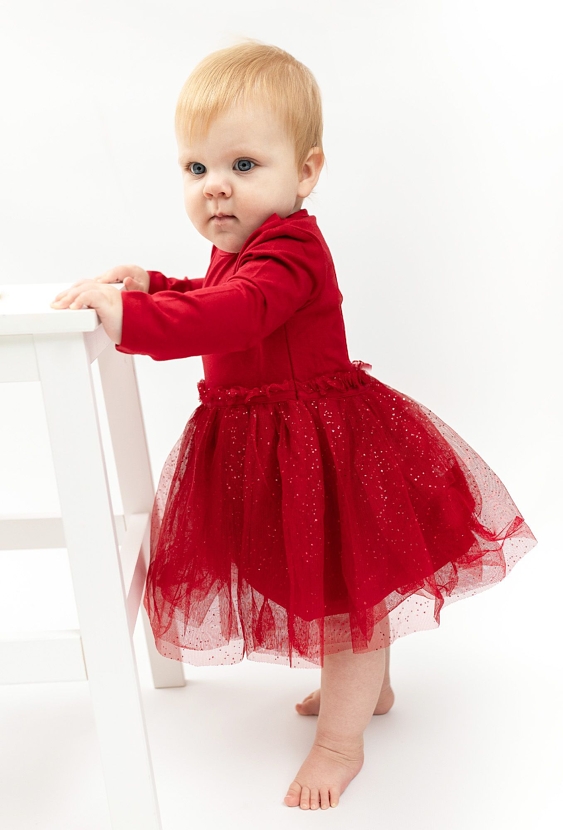 Czerwona sukienka z długim rękawem - 5.10.15.