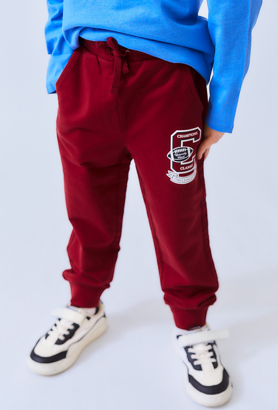 Czerwone bawełniane spodnie dresowe dla chłopca