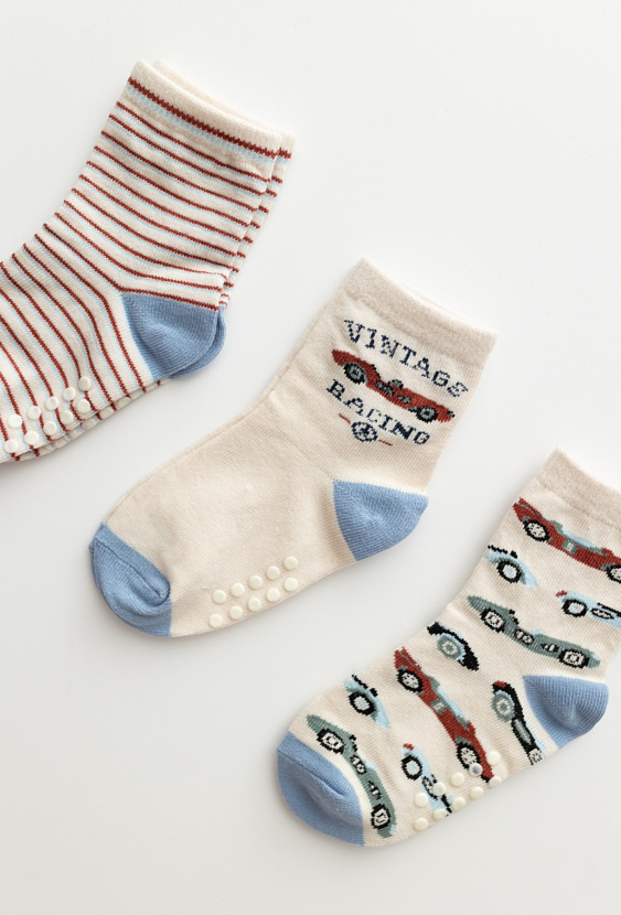 Skarpetki chłopięce antypoślizgowe w auta - 3pak