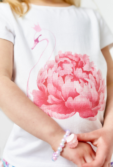 T-shirt dziewczęcy z nadrukiem łabędzia