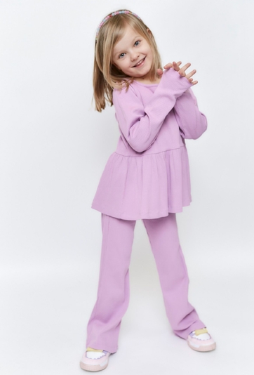 Dziewczęcy komplet – liliowa tunika i spodnie