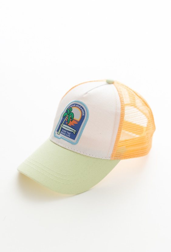 Czapka z daszkiem z przewiewną siateczką