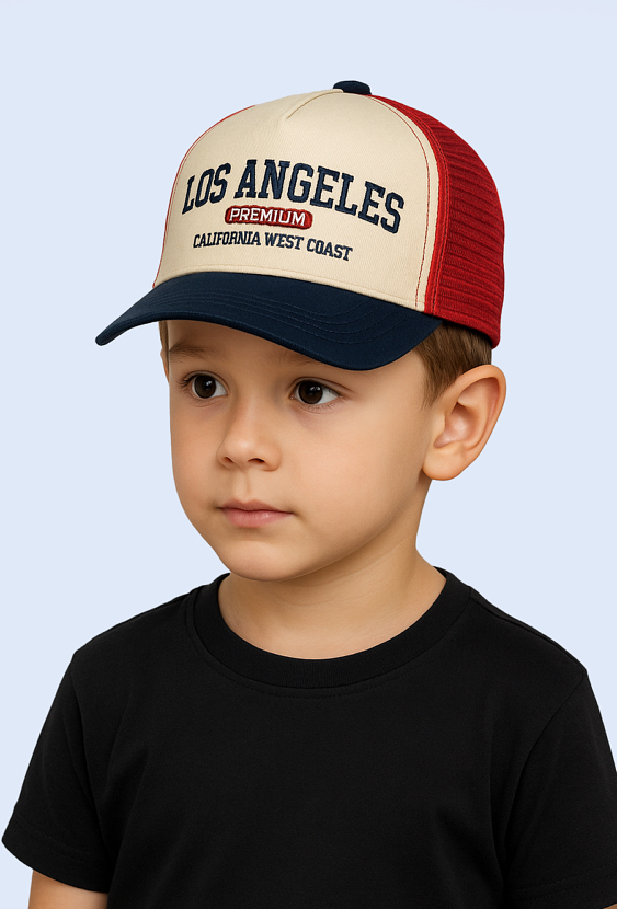 Czapka cienka z daszkiem