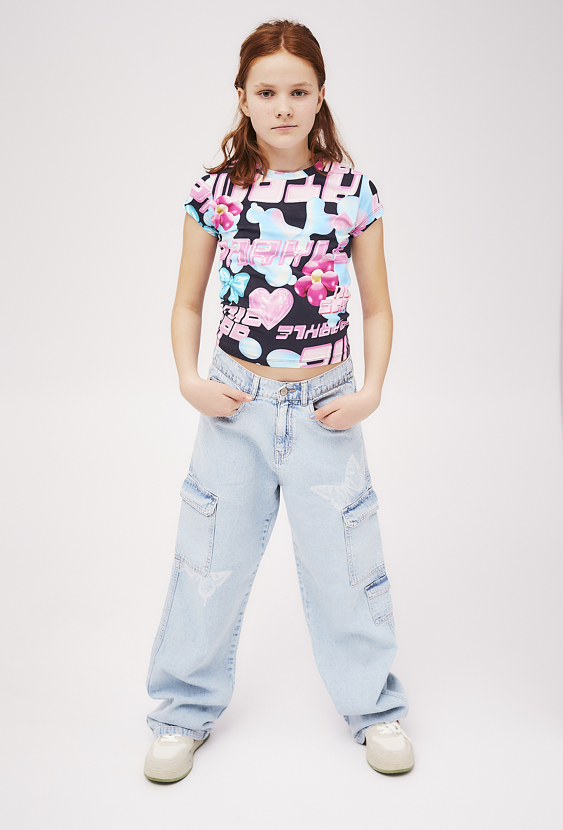Dziewczęce spodnie jeansowe z szeroką nogawką
