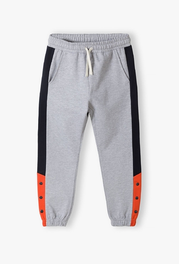 Szare spodnie dresowe dla chłopca - loose fit