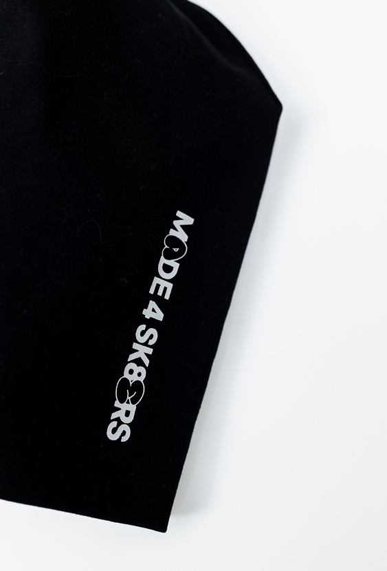 Cienka czapka z nadrukiem