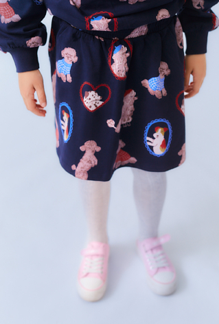 Granatowa spódnica dziewczęca z nadrukiem w pieski