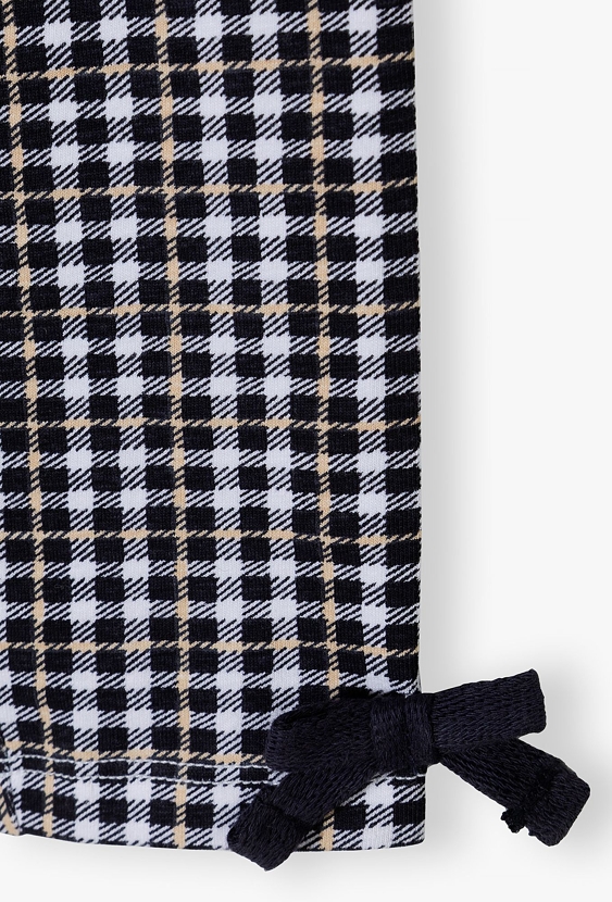 Leginsy dziewczęce w granatową kratę