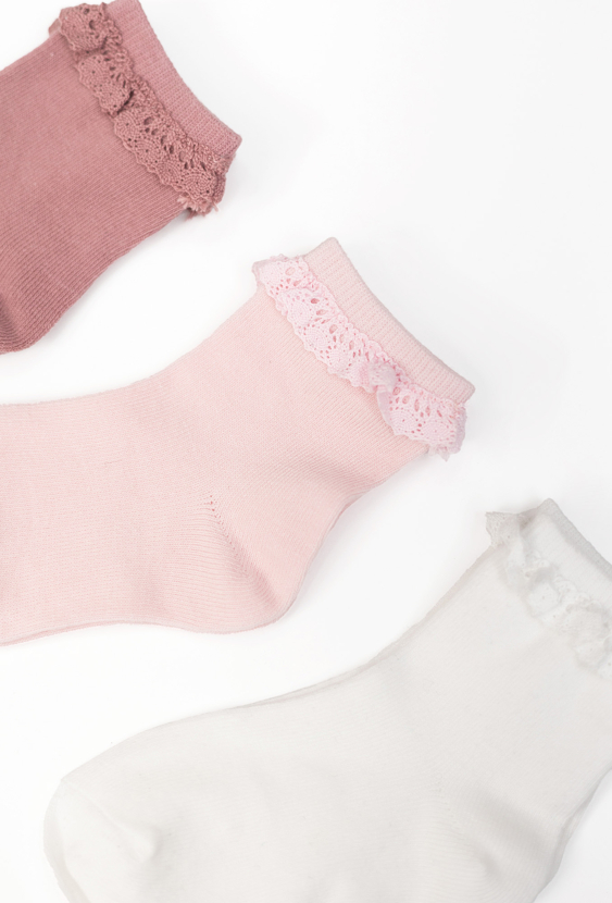 Skarpetki dziewczęce z koronką