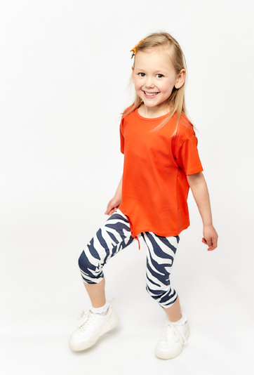 T-shirt dziewczęcy czerwony z ozdobnym wiązaniem