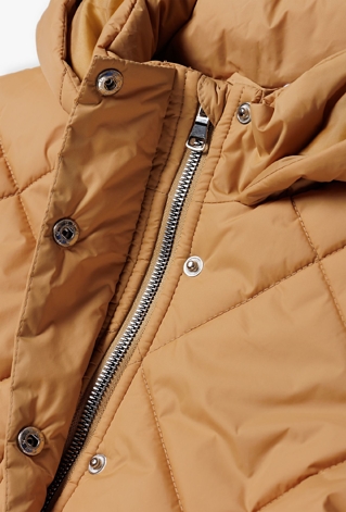 Pikowany płaszcz zimowy dziewczęcy