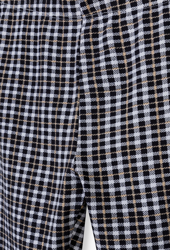 Dzianinowe leginsy dziewczęce w granatową kratę