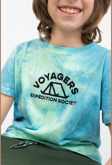 Koszulka chłopięca tie-dye z nadrukiem