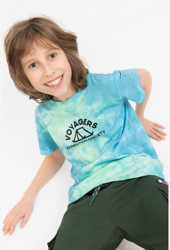 Koszulka chłopięca tie-dye z nadrukiem