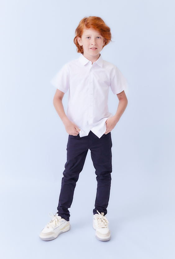 Czarne spodnie chłopięce slim, klasyczny fason