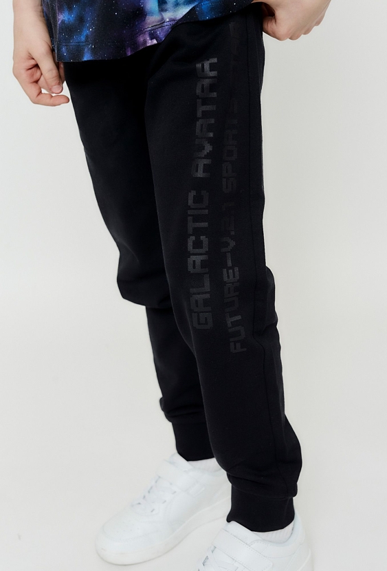 Spodnie dresowe z nadrukiem na nogawce