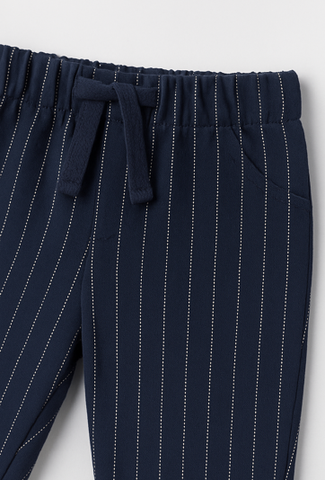 Granatowe chinosy w prążek dla chłopca