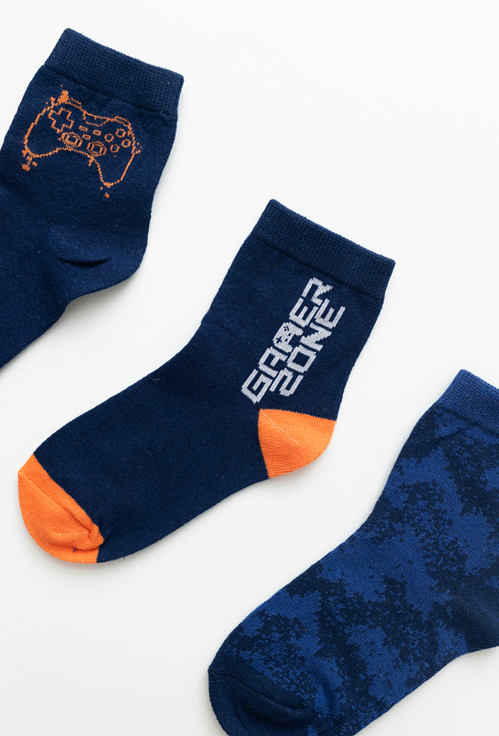 Skarpety chłopięce 3-pak granatowe z motywem gry.