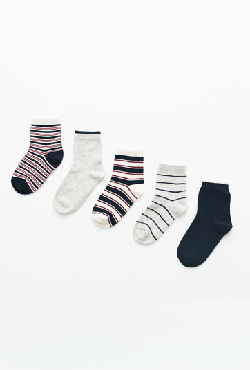 Skarpety chłopięce 5-pak szare gładkie i w paski.