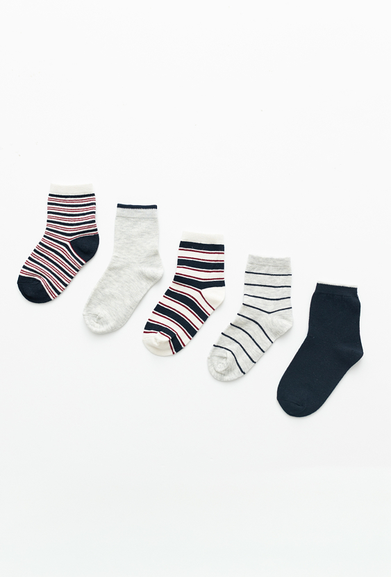 Skarpety chłopięce 5-pak szare gładkie i w paski.